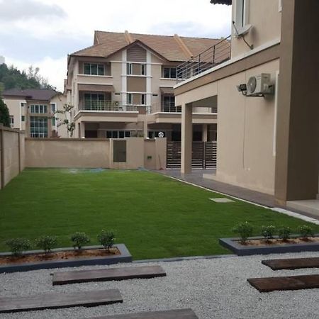 Greenlane 98 Джордж Таун Екстериор снимка